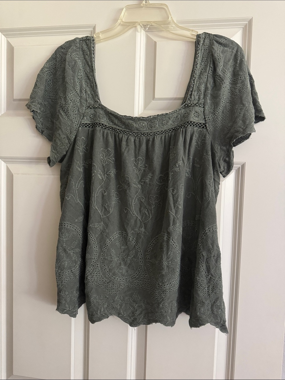 Lucky Brand Women's Embroidered Square-Neck Top - Slate Green size L
